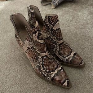 Vince Camino Gigietta Bootie